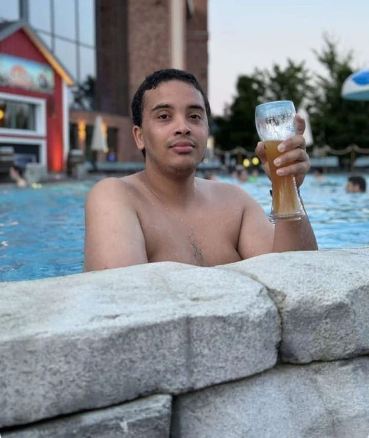 Profil von Elliot